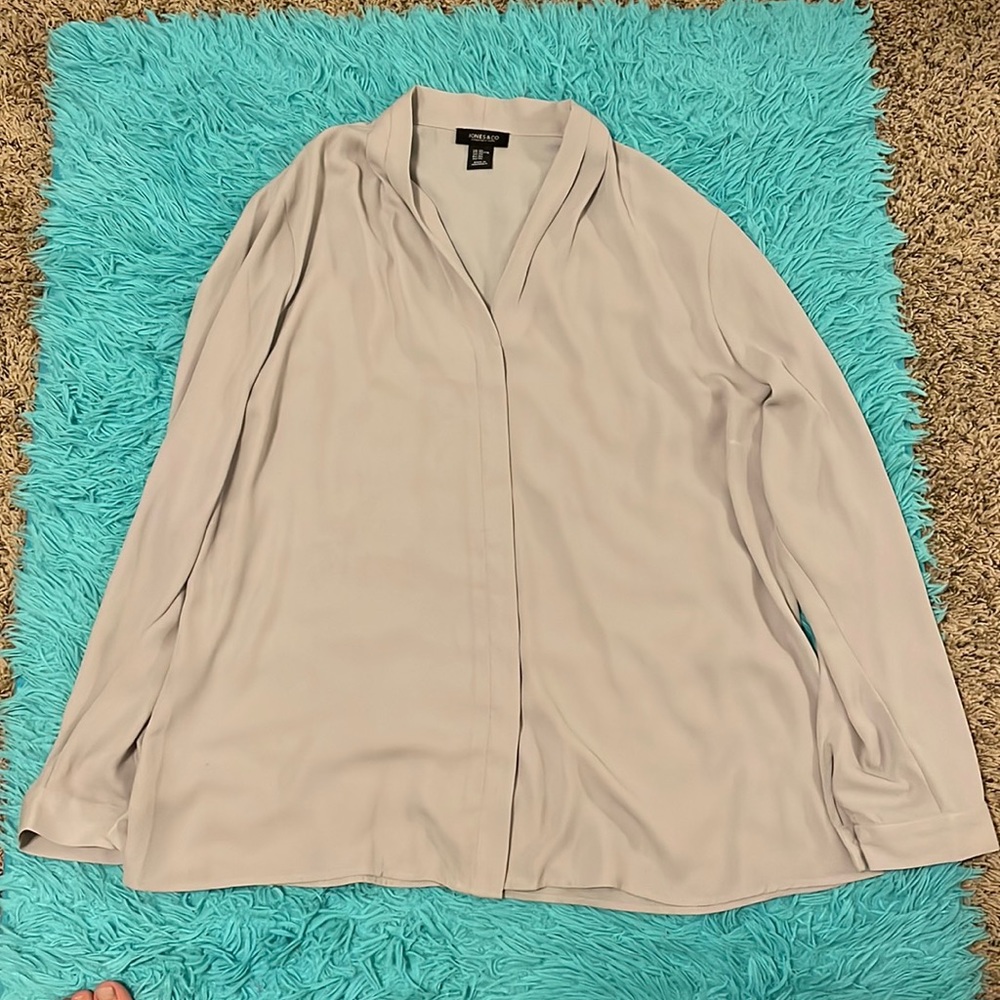 Women’s Polyester Dress Shirt Size XL